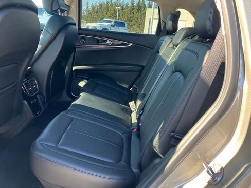 Used 2023 Lincoln Nautilus Reserve w/ Equipment Group 201A image 23