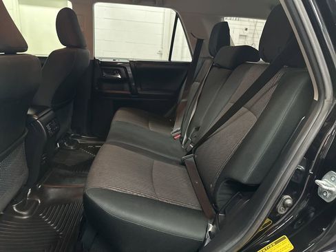 Used 2019 Toyota 4Runner TRD Off-Road AWD/4WD image 22