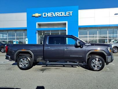 New 2026 GMC Sierra 2500 SLT w/ SLT Convenience Package