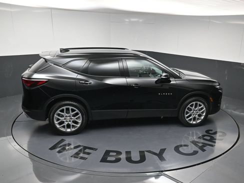 Used 2025 Chevrolet Blazer LT w/ Sound & Technology Package FWD image 33