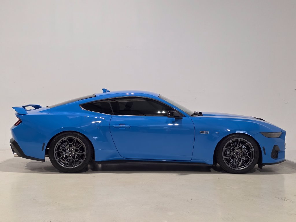 Used 2026 Ford Mustang GT Premium RWD image 4