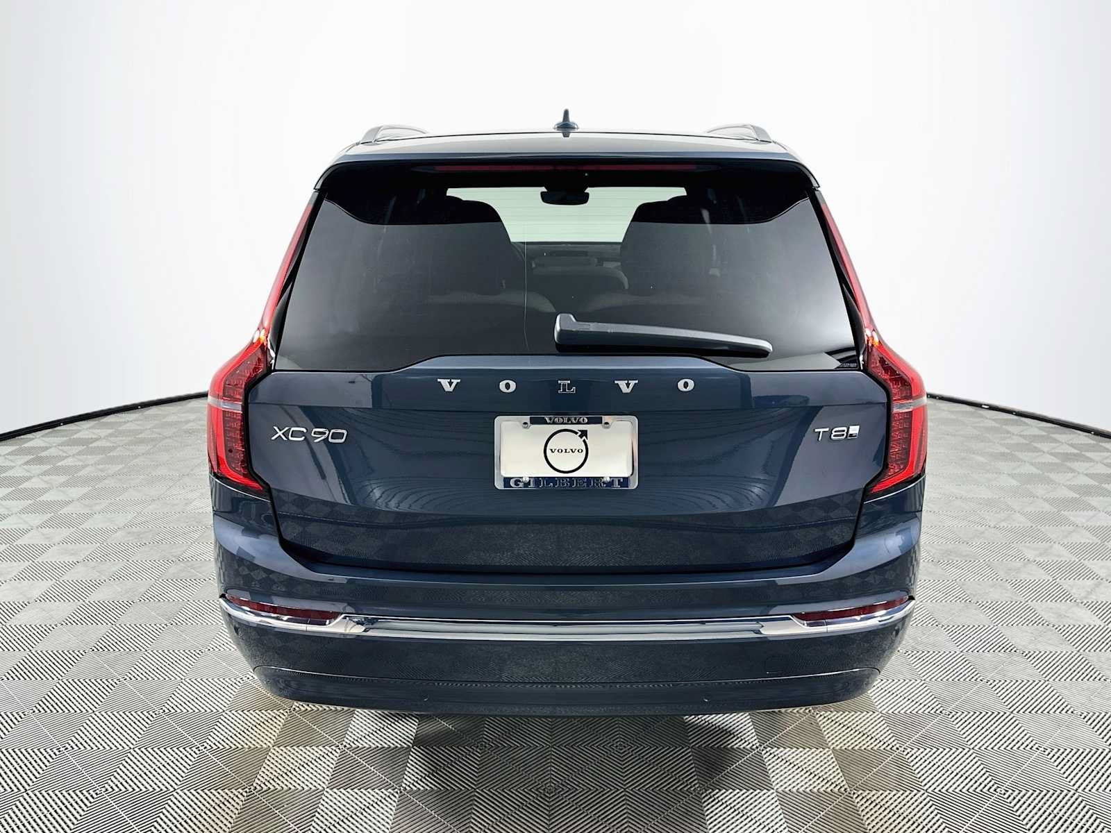 New 2026 Volvo XC90 T8 Plus w/ Protection Package AWD/4WD image 6