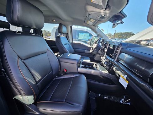 New 2026 Ford F250 Lariat w/ Black Appearance Package image 21