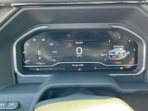 Used 2025 GMC Sierra 2500 AT4 w/ AT4 Premium Plus Package image 40