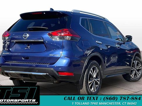 Used 2019 Nissan Rogue SV w/ Premium Package AWD/4WD image 2