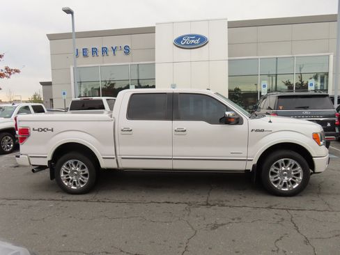 Used 2011 Ford F150 Platinum image 4