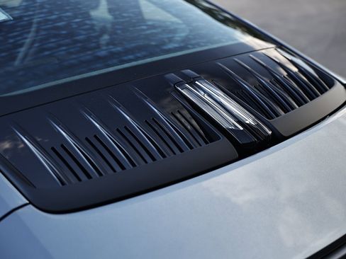 Certified 2025 Porsche 911 Carrera GTS image 16