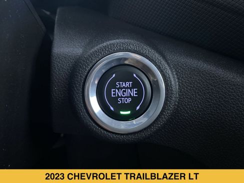 Certified 2023 Chevrolet TrailBlazer LT w/ Convenience Package FWD image 8