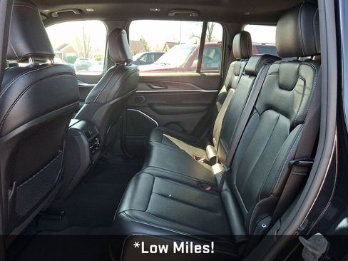 Used 2024 Jeep Grand Cherokee Limited 4xe image 11