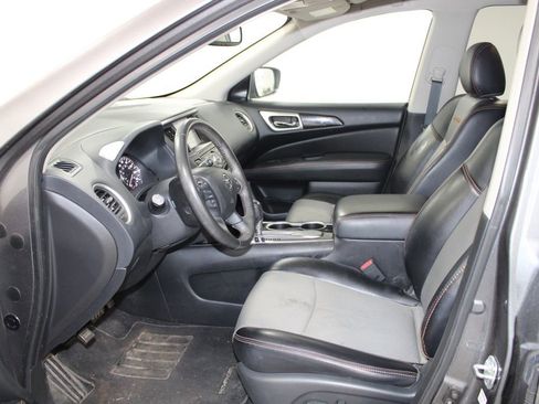 Used 2020 Nissan Pathfinder SV w/ Rock Creek Edition image 16