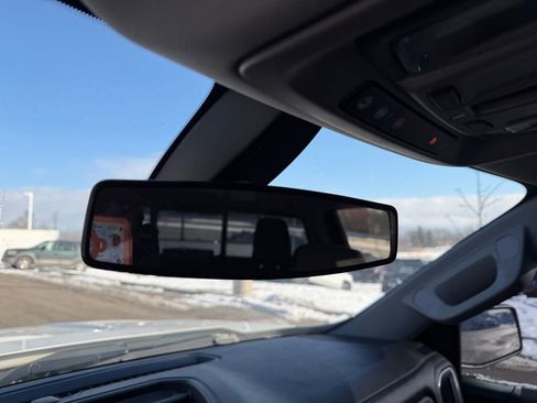 Used 2019 Chevrolet Silverado 1500 RST image 14