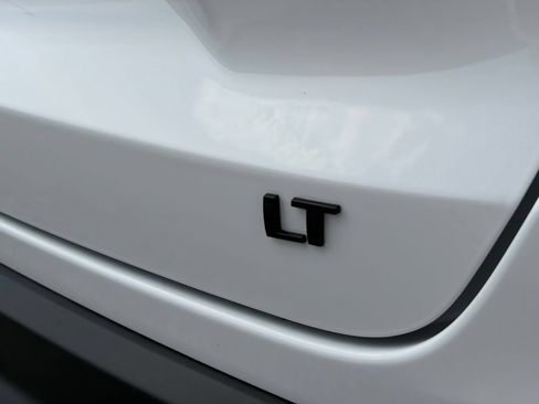 New 2026 Chevrolet Trax LT w/ Driver Confidence Package FWD image 23