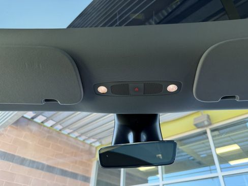 Used 2020 Tesla Model Y Long Range image 27