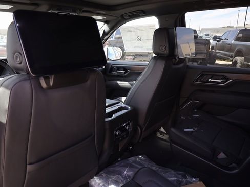 New 2026 GMC Yukon Denali image 18