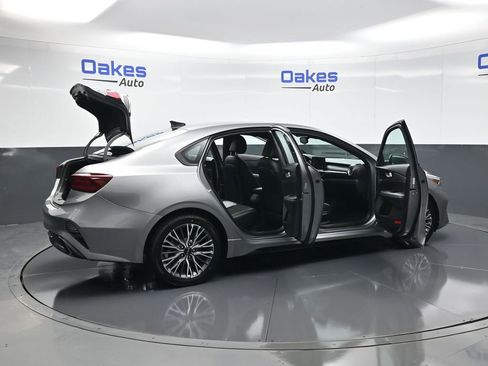 Certified 2024 Kia Forte GT-Line image 53