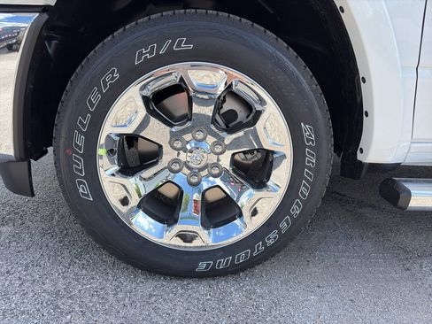 New 2026 RAM 1500 Lone Star AWD/4WD image 9