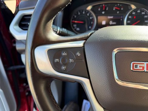 Certified 2023 GMC Acadia SLT FWD image 24