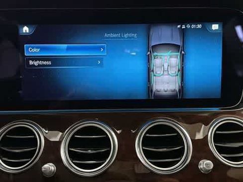 Used 2023 Mercedes-Benz E 350 4MATIC Sedan image 19
