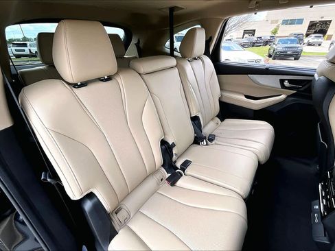 Used 2023 Acura MDX FWD w/ Technology Package image 17
