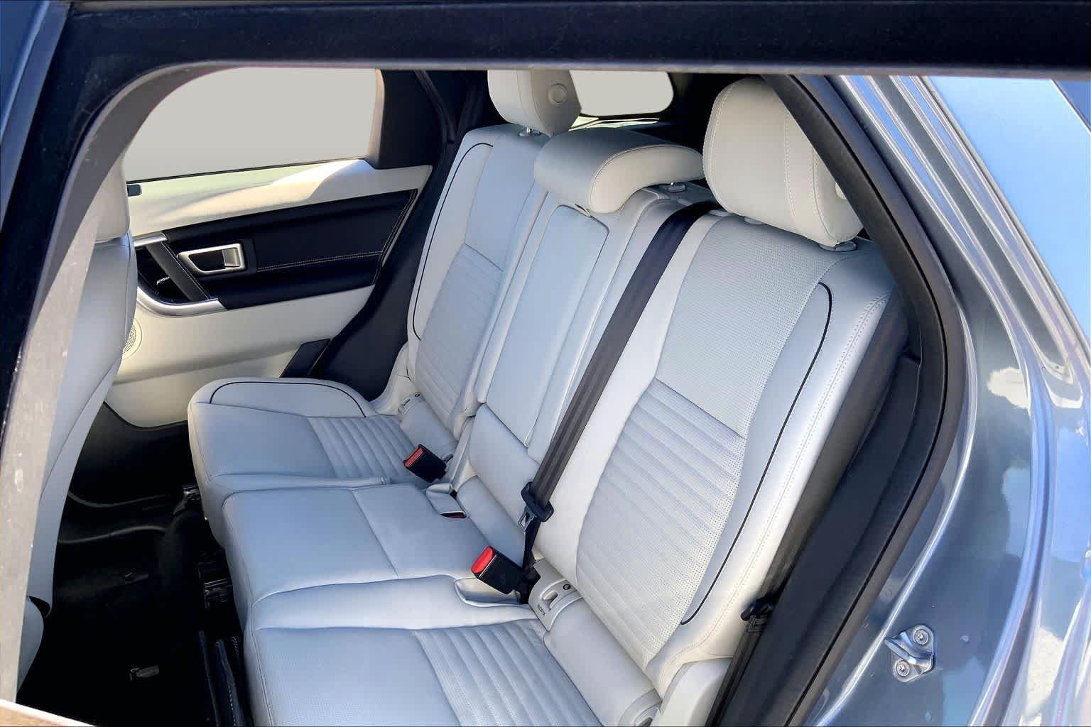 Used 2019 Land Rover Discovery Sport HSE Luxury AWD/4WD image 20