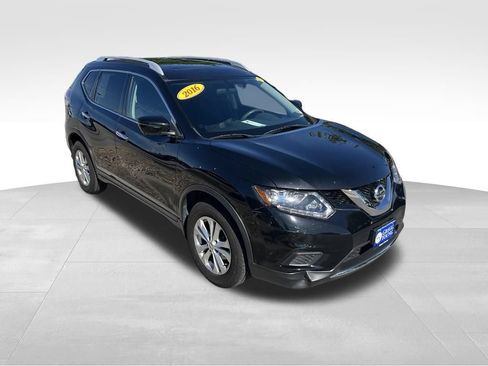 Used 2016 Nissan Rogue SV w/ SV Premium Package AWD/4WD image 8