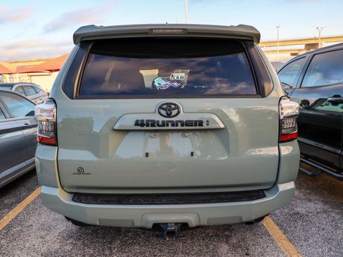 Used 2022 Toyota 4Runner Trail Special Edition AWD/4WD image 9