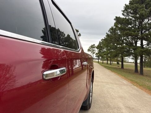Used 2019 Chevrolet Silverado 1500 LTZ w/ LTZ Texas Edition image 10