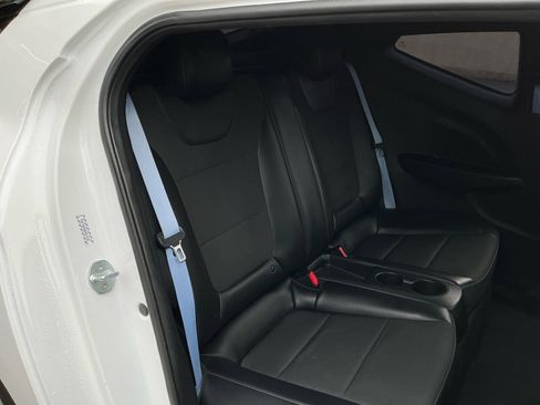 Used 2022 Hyundai Veloster N image 21