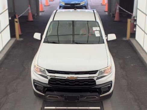 Used 2022 Chevrolet Colorado LT w/ Fleet Safety Package RWD image 6