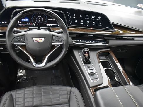 Used 2023 Cadillac Escalade Sport Platinum image 14