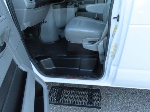 Used 2013 Ford E-150 and Econoline 150 w/ PWR Group RWD image 8