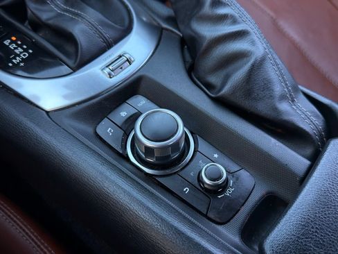 Used 2023 MAZDA MX-5 Miata Grand Touring RWD image 16
