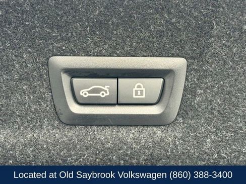 Used 2020 BMW 330i Sedan w/ Premium Package image 22