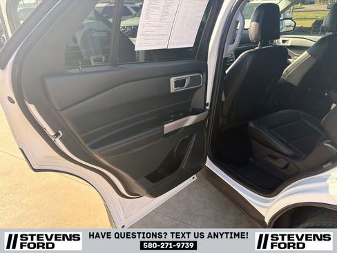 Used 2023 Ford Explorer XLT w/ Equipment Group 202A RWD image 35
