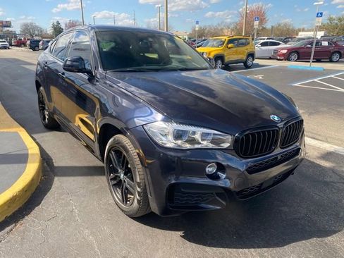 Used 2019 BMW X6 sDrive35i w/ M Sport Package image 2