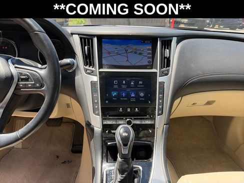 Used 2019 INFINITI Q50 Luxe w/ Essential Package (3.0T Luxe) AWD/4WD image 13