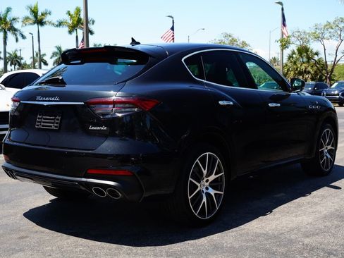Used 2022 Maserati Levante Modena S AWD/4WD image 10