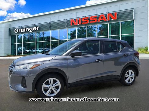 Used 2024 Nissan Kicks S FWD image 2