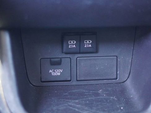 Used 2019 Toyota Highlander SE AWD/4WD image 42