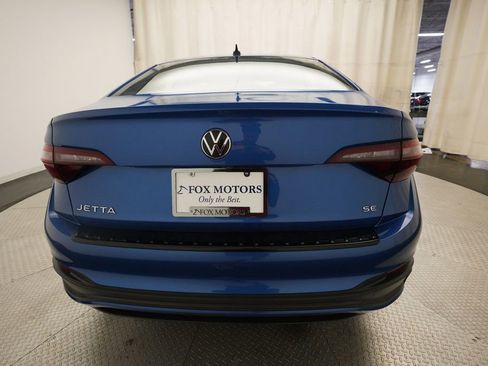 Used 2023 Volkswagen Jetta SE FWD image 25