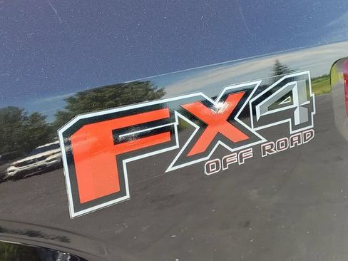 Used 2020 Ford F150 XLT w/ Equipment Group 302A Luxury AWD/4WD image 8