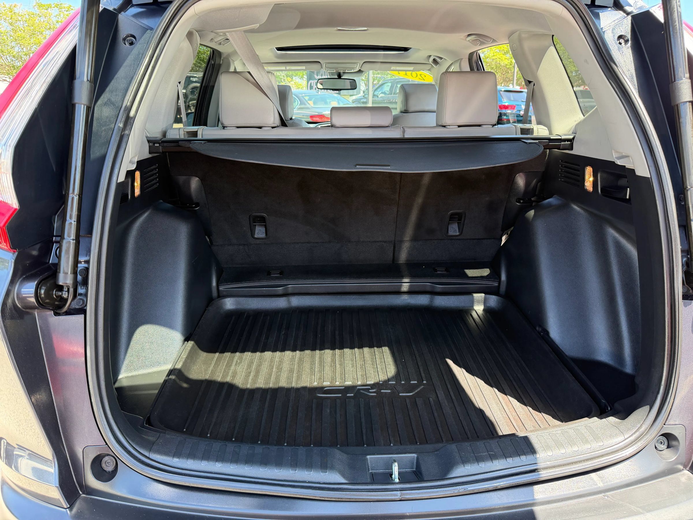 Used 2017 Honda CR-V EX-L image 14