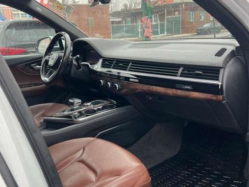 Used 2017 Audi Q7 3.0T Premium Plus w/ Premium Plus Package image 33