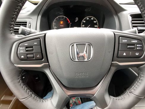 New 2025 Honda Ridgeline Sport image 16