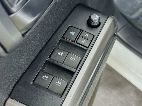 Used 2023 Toyota Tacoma SR5 RWD image 20