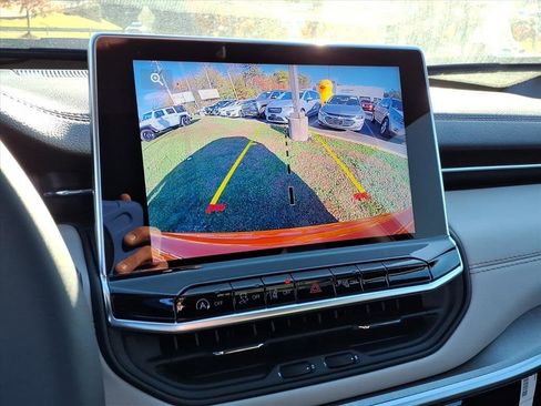 New 2026 Jeep Compass Limited image 14