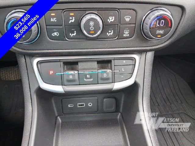 Used 2024 GMC Terrain SLE w/ Driver Convenience Package AWD/4WD image 33
