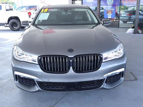 Used 2018 BMW 750i RWD image 13