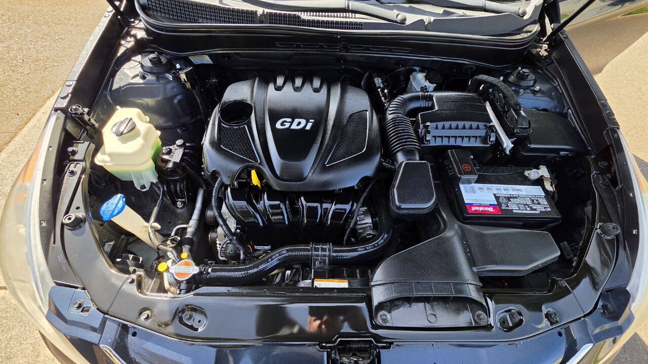 Used 2012 Hyundai Sonata GLS FWD image 11