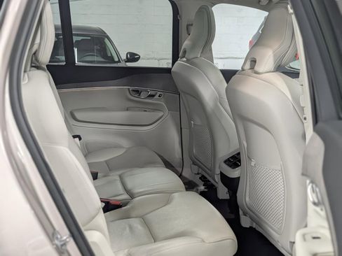 Used 2023 Volvo XC90 B6 Plus w/ Protection Package Premier image 32